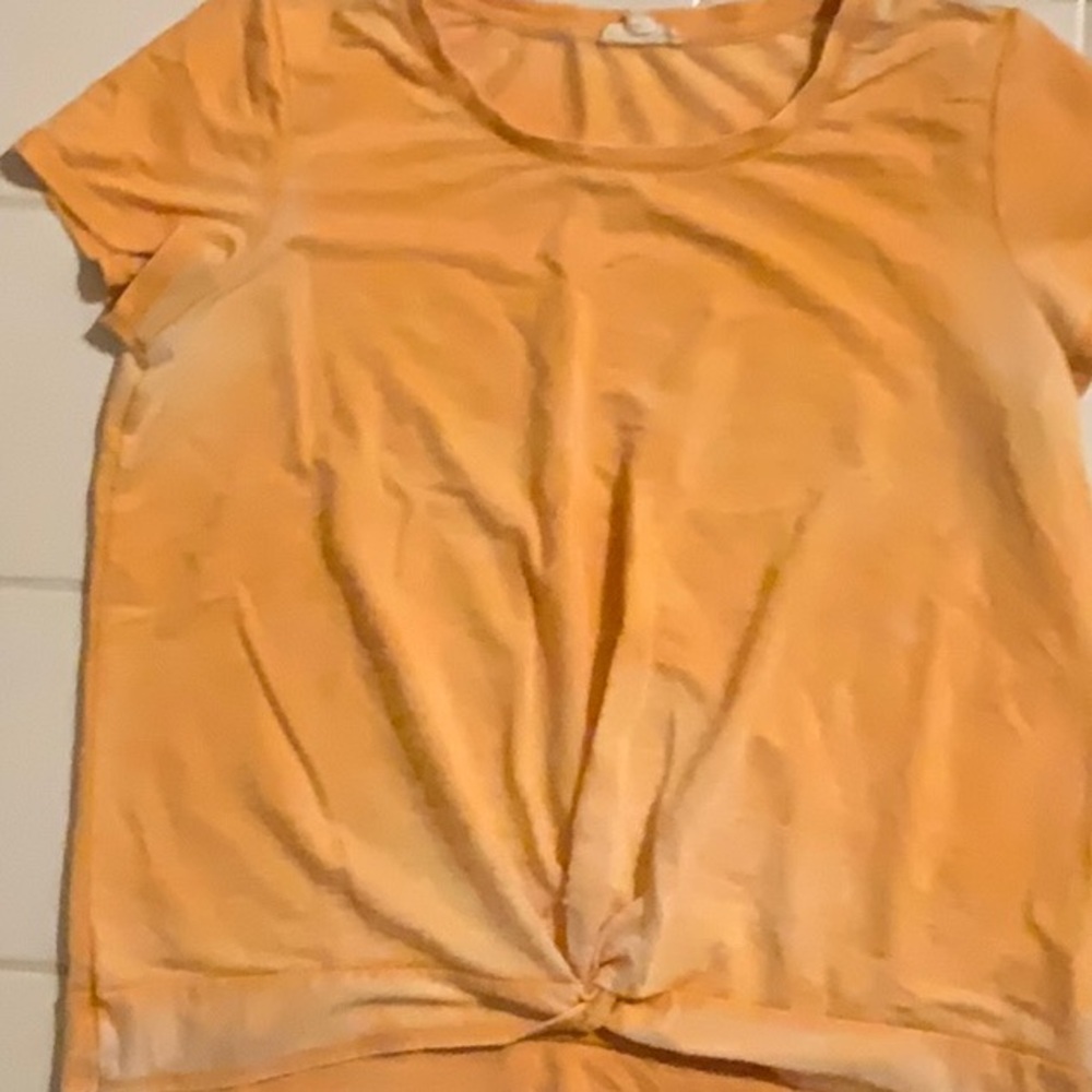 Short sleeve shirt